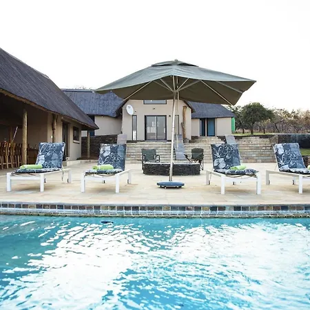 Tholo Manzi Private Game Farm Vila Zeerust Exterior foto